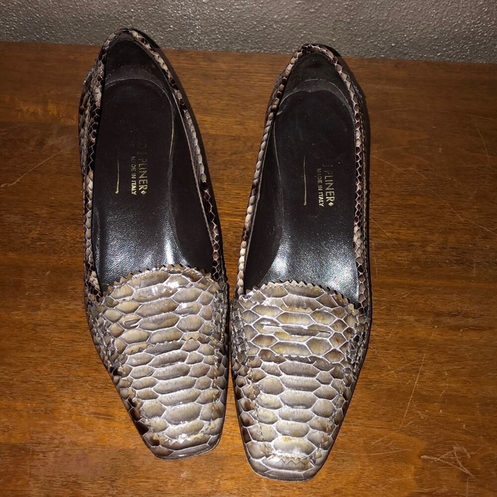 Donald J Pliner Edgy Artsy Punk Mob Wife Croc 2” Heeled Penny Loafer 5.5